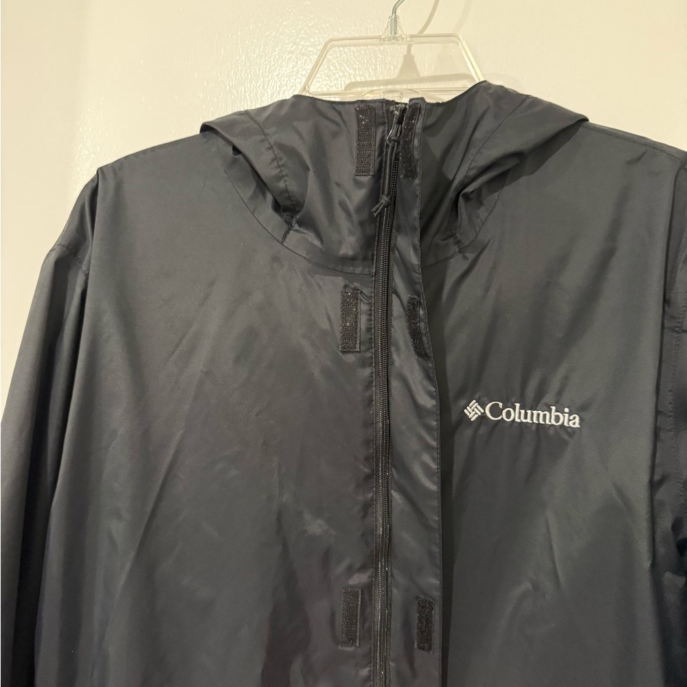 Men’s Columbia Windbreaker - Picture 4 of 9